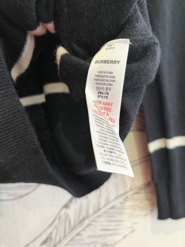 Pull Burberry / Taille 8 ans – Image 9