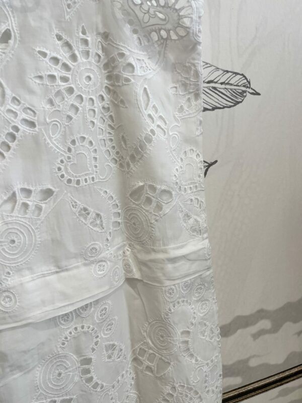 Robe Designers Remix – Image 7