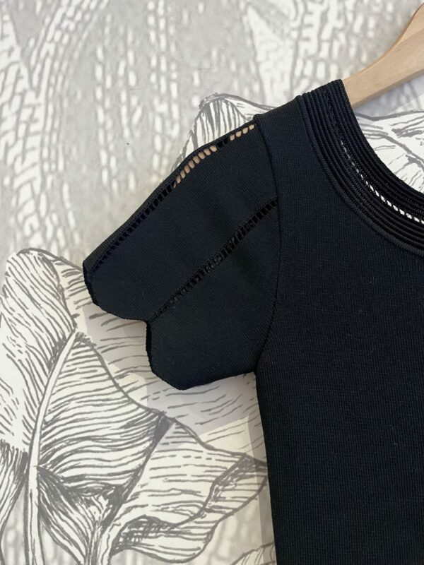 Robe Sandro – Image 2