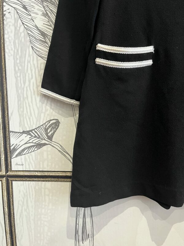 Robe Sandro – Image 2