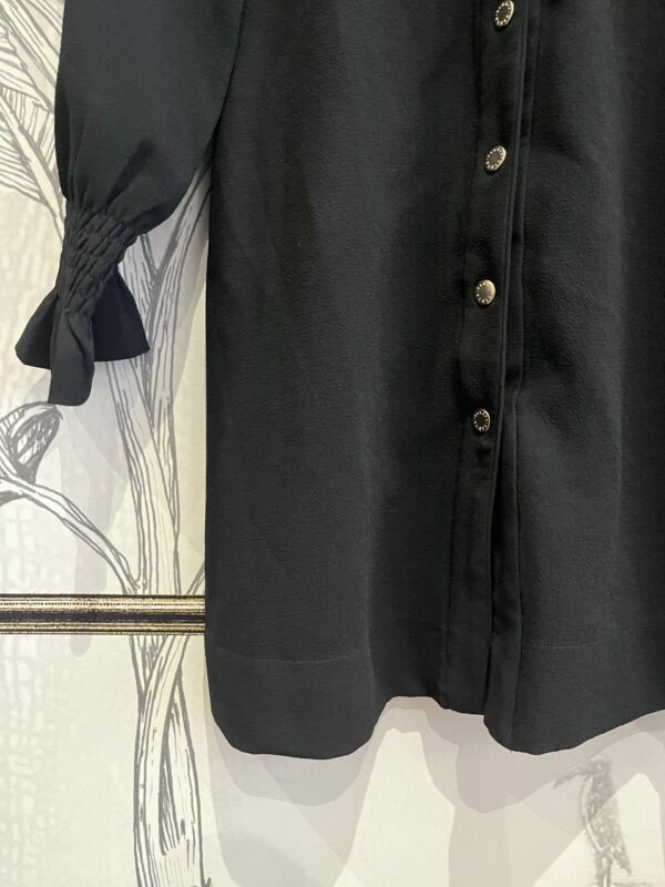 Robe Sandro – Image 3