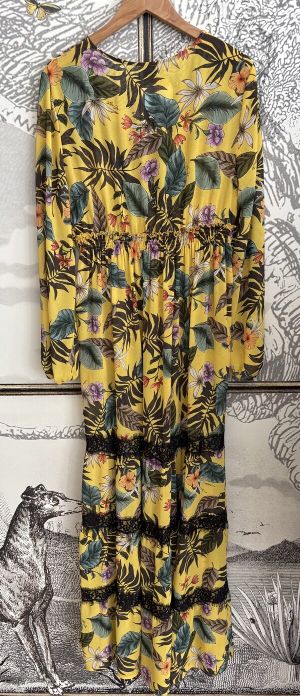 Robe Liujo – Image 7