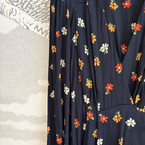 Robe Mirae – Image 2